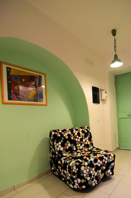Apartment Shine
